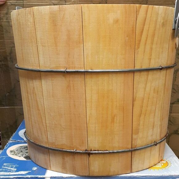 Rival Ice Cream Maker & Yogurt Freezer #8550 Wood Bucket 5 Qt. USA - Picture 5 of 17